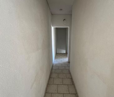 Location Maison 3 pièces 68m² SEILLONS SOURCE D ARGENS 83470 - Photo 3