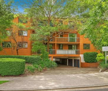 Cosy Two-Bedroom Apartment in a Prime Location - Photo 2