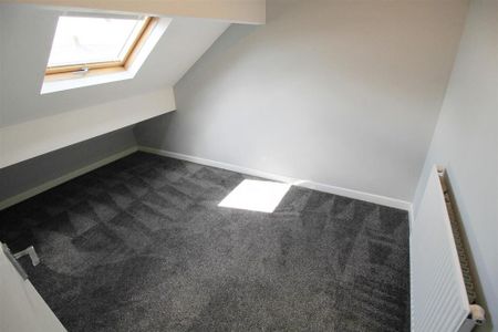 4 bedroom terraced house to rent - Photo 3