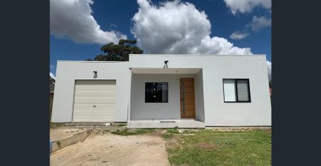 Great Family Home - Photo 2