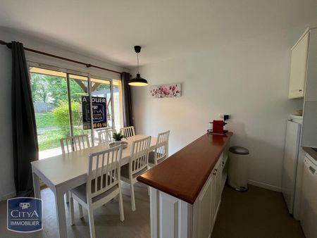 Location Appartement 2 pièces 42m² DEAUVILLE 14800 - Photo 3