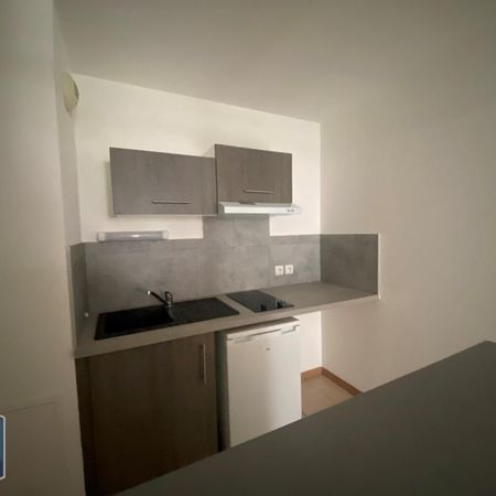 Location Appartement 2 pièces 37m² LAYRAC 47390 - Photo 3