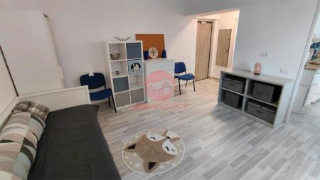 Garsoniera De Inchiriat, Zona Casa de Cultura - Photo 5