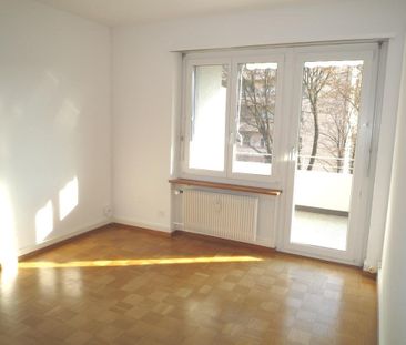 Stadtnahe 2.5-ZW à 43 m2 im 3. OG mit Balkon - Foto 1