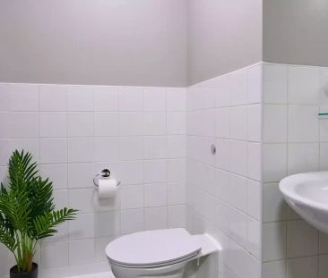 Gold En-suite - Photo 5