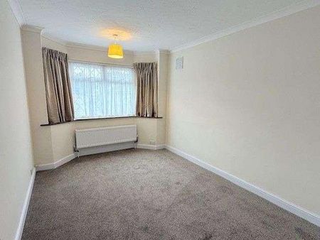 Forge Avenue, Coulsdon, CR5 - Photo 3