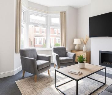 4 bedroom terraced house to rent - Photo 2