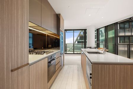 Fully Furnished I Grand 3-Bed in Infinity - Photo 5