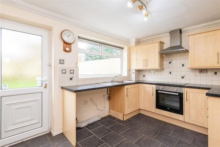 2 bed House - Semi-Detached To Let - Photo 4