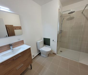Location Appartement 3 pièces 66m² LOOS 59120 - Photo 1