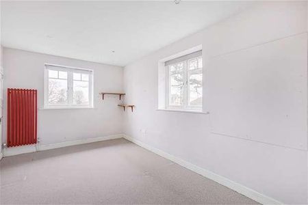 Roundwood Park, Harpenden, AL5 - Photo 3