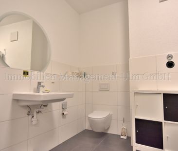 Stilvoll renovierte 3-Zimmer-Wohnung mit moderner Ausstattung in de... - Photo 2