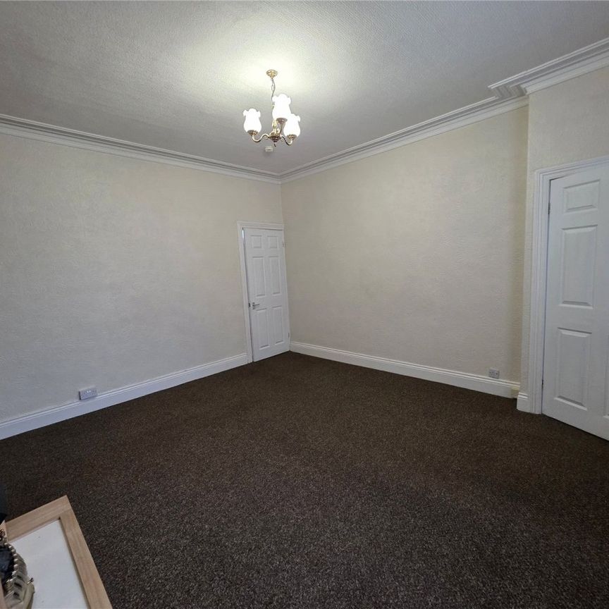 Leeds Road, Dewsbury, West Yorkshire, WF12 - Photo 1