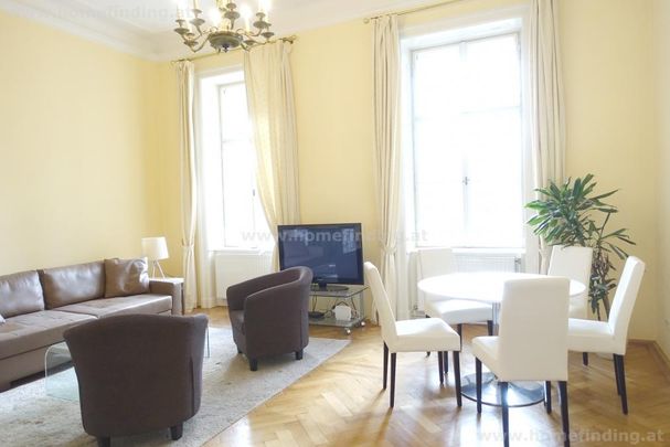 expat flat: möblierte Altbauwohnung nahe dem Parlament - Foto 1