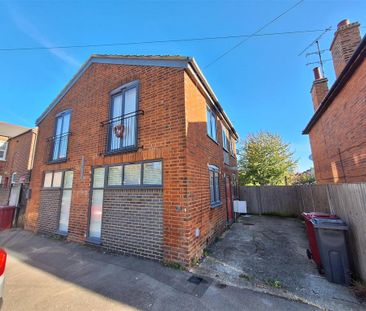 2 bedroom semi-detached house to rent - Photo 1