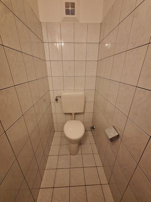 360 Tour / Sanierte 2-Zimmer-Neubau-Dachgeschosswohnung mit Balkon in zentraler Lage von Klagenfurt - Photo 1