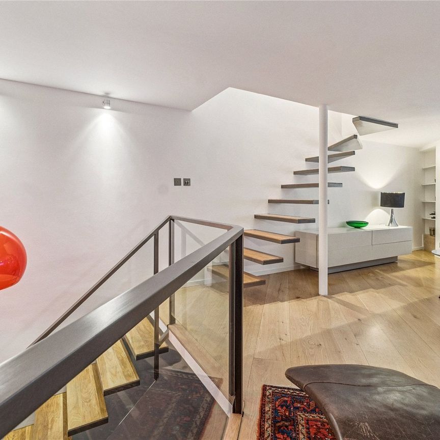 Penzance Place, London, W11 flat to rent - Photo 1