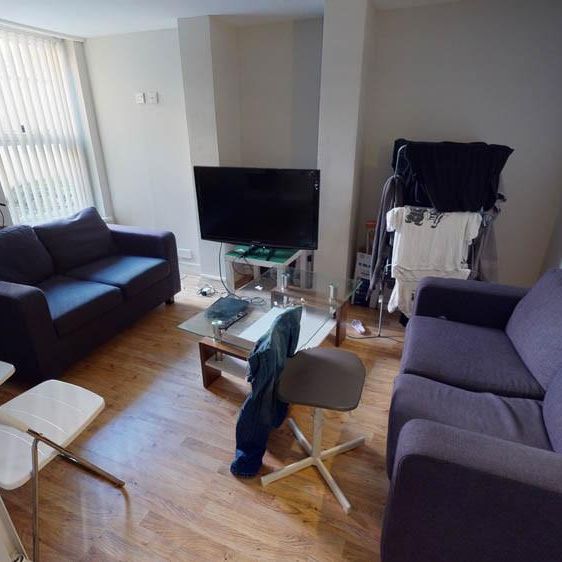 2 bedroom house to rent - Photo 1