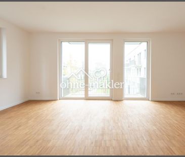 Neuwertige, HELLE & MODERNE 2-Zimmer Wohnung mit Balkon und EBK! - Photo 1
