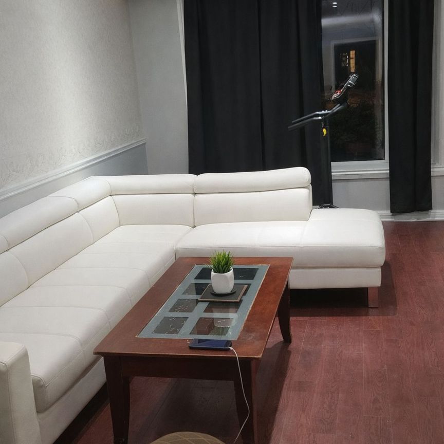 For Lease - 6 Manderley Place, Brampton, Ontario - Photo 1