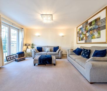 4 bedroom semi-detached house to rent - Photo 2