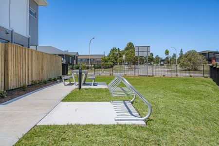 22 Kaibug Close, Fletcher NSW 2287 - Townhouse For Rent | Domain - Photo 2