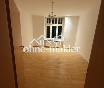 Charmante & renovierte 4-Zimmer-Altbauwohnung mit Balkon in Wuppert... - Photo 3