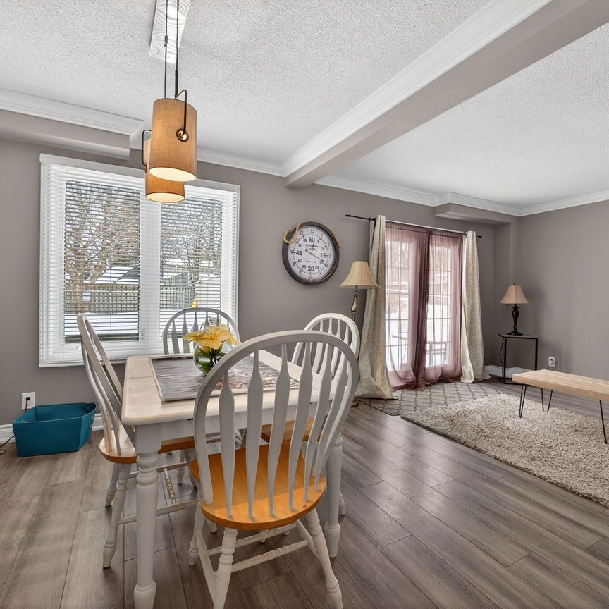 For Lease - 218 Colborne Street, Bradford West Gwillimbury, Ontario - Photo 1