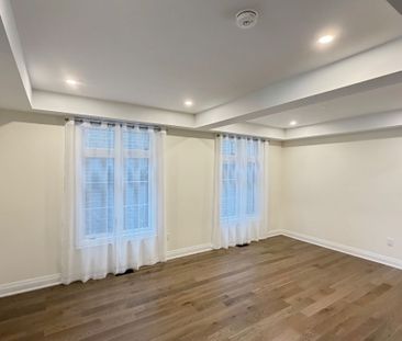For Lease - 22 Upbound Court, East Gwillimbury, Ontario - Photo 6