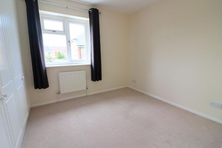 3 Bedroom Detached To Rent - Photo 2