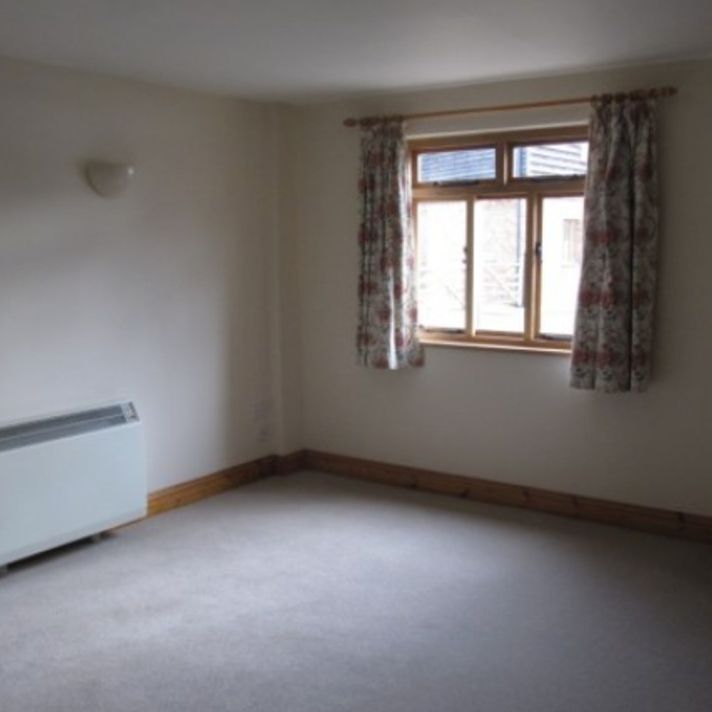 The Granary, Wadesmill, Ware - Photo 1