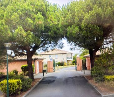 Location Appartement 3 pièces 62m² LES SABLES D’OLONNE 85340 - Photo 2