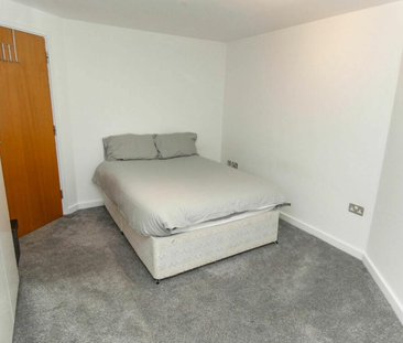 3 bedroom apartment to rent - Photo 3