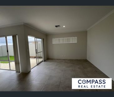 11 Coconuts Avenue, Eglinton, WA 6034 - Photo 6