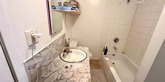 Immeuble - 826-836 Short/901-909 Courcelette 3 Et Demi - Secteur Mont-Bellevue - Photo 3
