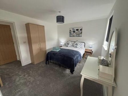 3 bedroom detached house to rent - Photo 3