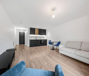 Studio to rent - Photo 6