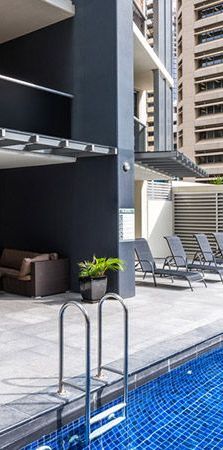 $650/week - Partly Furnished 1 bedroom + Study - Brisbane CBD - Photo 1