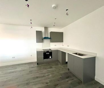 5 bedroom semi-detached house to rent - Photo 5