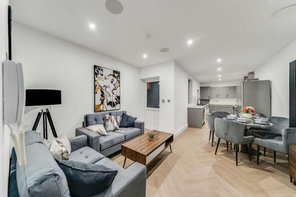 6 bedroom house to rent - Photo 1