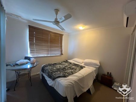 Furnished 2 Bed, 2 Bath Apartment in Resort-Style Complex - Photo 4