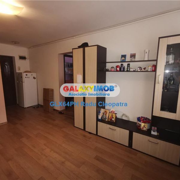 Inchiriere apartament 3 camere, Ploiesti, zona Sud - Photo 1