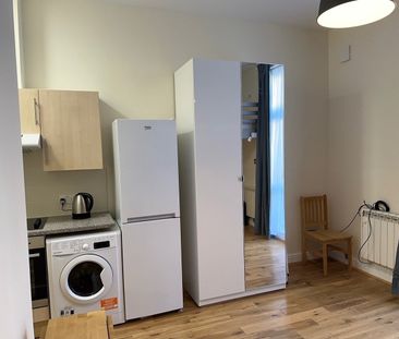 Studio Flat, Gloucester Drive, N4 - Photo 3