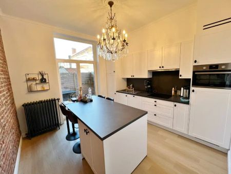 Karaktervolle rijwoning met terras in het centrum van Ieper - Photo 4