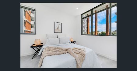 Beautifully Presented Apartment In Popular Riverside Complex - Photo 3