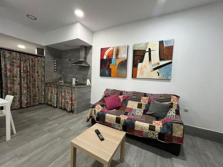 Alquiler de piso en Calle Gerona - Photo 2