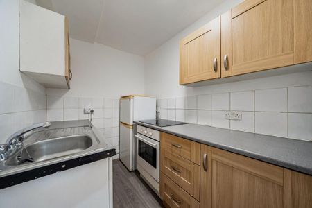 1 bedroom flat to rent - Photo 5