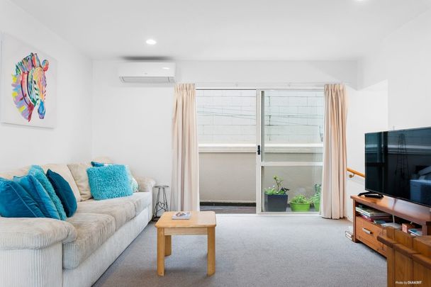 Onehunga -Auckland's most in-demand Suburb - Photo 1