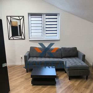 Prenájom v Srdci Michaloviec: Moderný a Elegantný 2-izbový Byt! - Fotografia 2