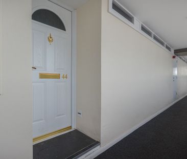 1 bed apartment to rent in Monmouth Walk, Cwmbran, NP44 - Photo 6